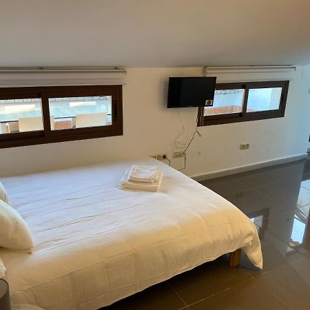 Apartamentos Fuente Arriba Poyales Del Hoyo ภายนอก รูปภาพ