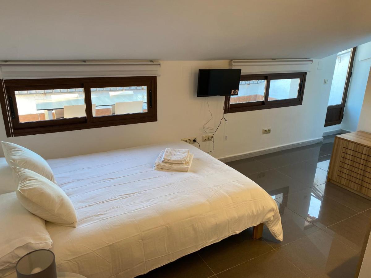 Apartamentos Fuente Arriba Poyales Del Hoyo ภายนอก รูปภาพ